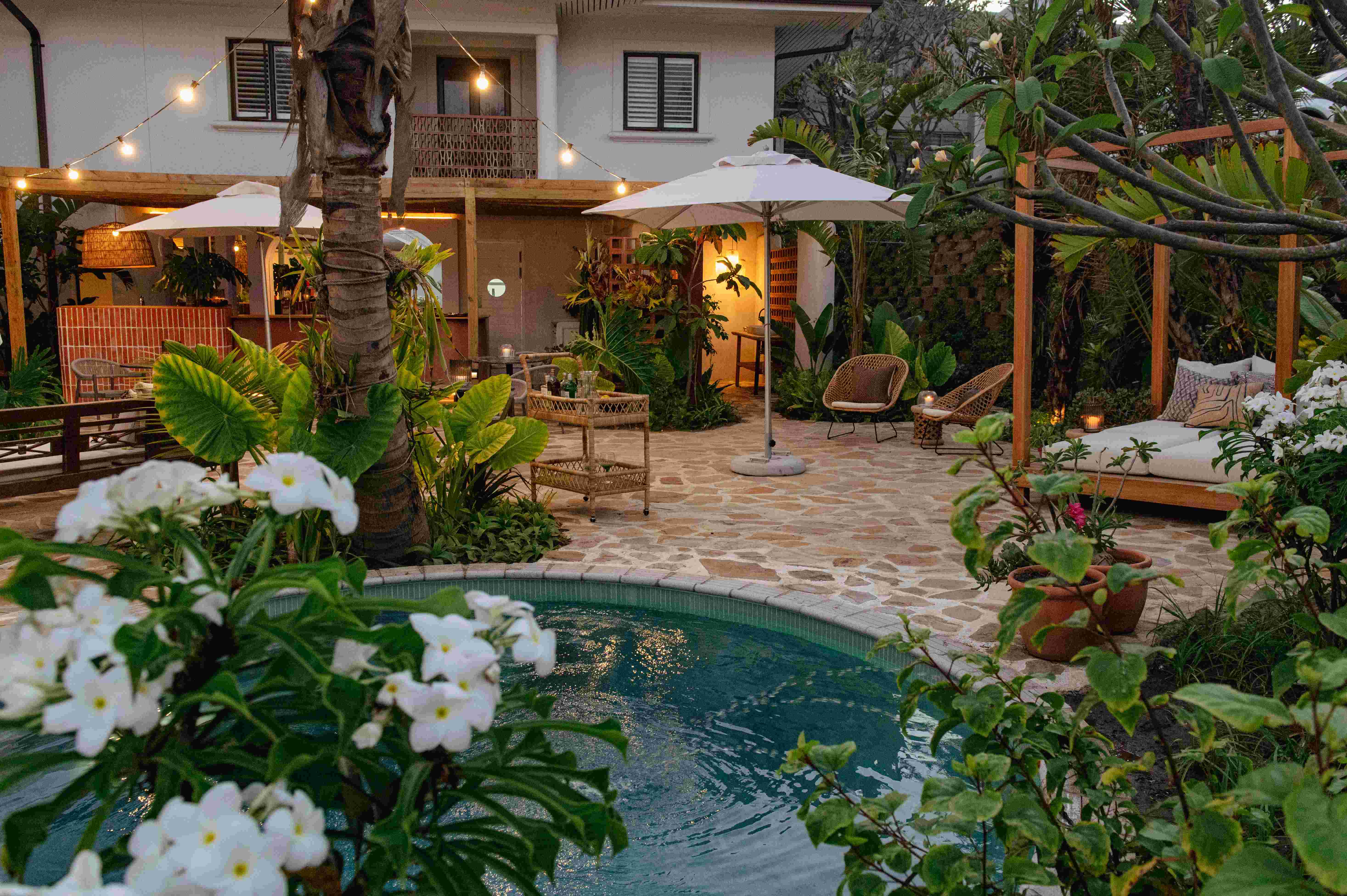 Sala Beach House thumbnail 1